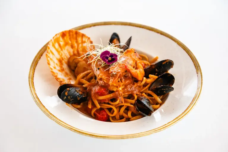 Seafood restaurant in Firostefani at Taverna Romantica Santorini
